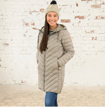 Load image into Gallery viewer, Lighthouse Ladies Laurel Coat
